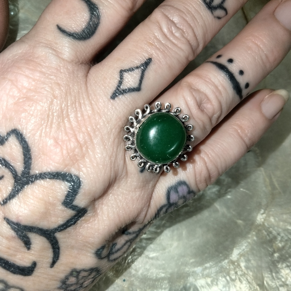 Stirling Silver Plated Genuine Green Onyx Ring - Picture 2 of 6